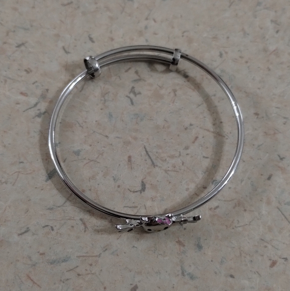 Hello Kitty Bracelet - Picture 2 of 3
